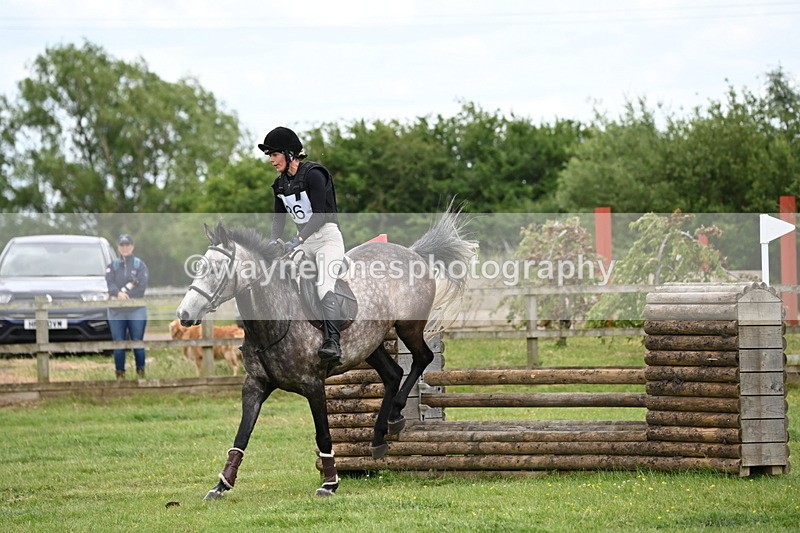 WJ6_3693 - Class 5 80cm Pairs