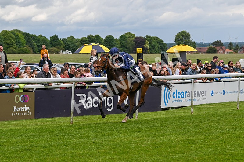 290524-Race 1-Unthinkable-5478 - Race 1