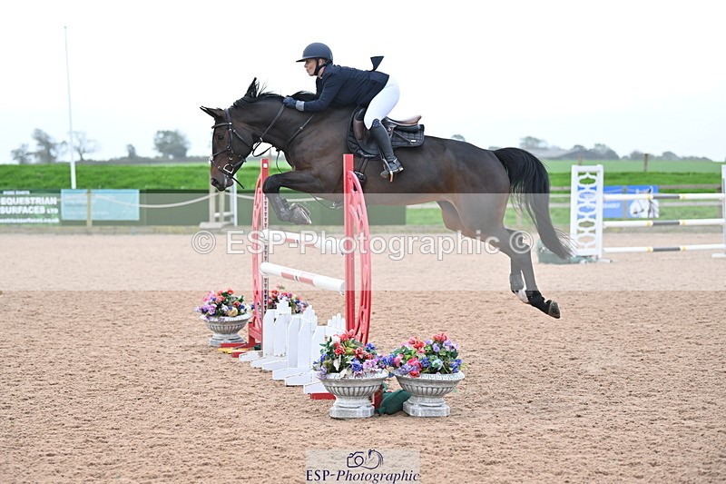 231013A-142407-02678 - Cls 9 Foxhunter & 1.20m Open