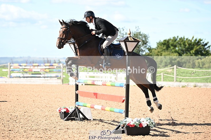 240913A-113029-03895 - Cls 14 Snr Newcomers