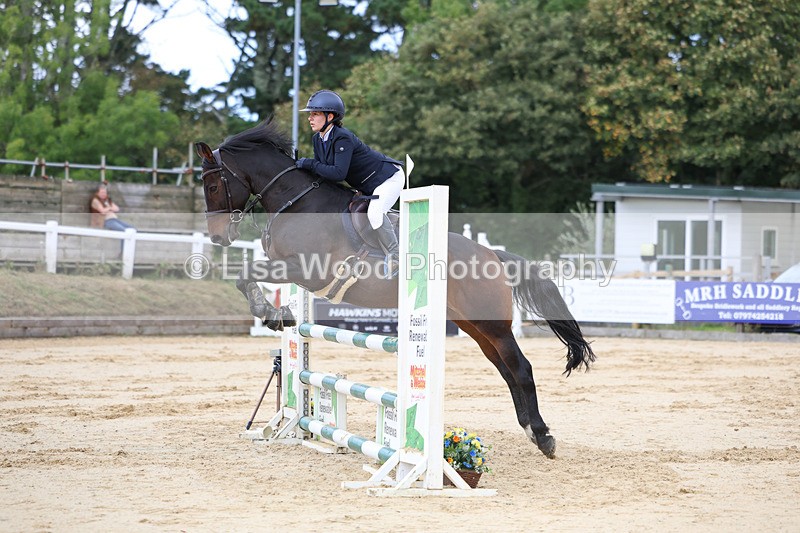 3E7A2247 - Class 4: Senior British Novice/90cm open