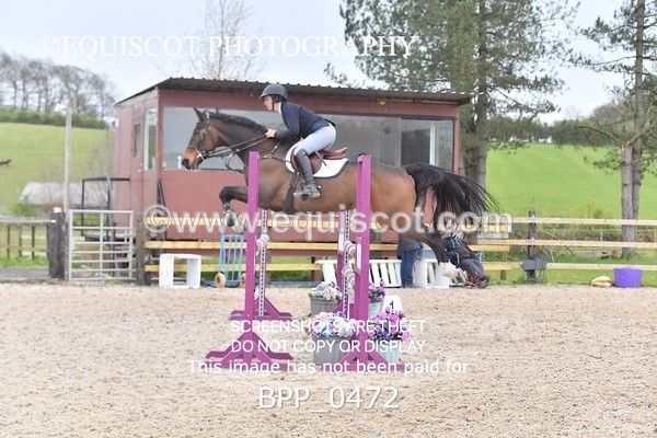 BPP_0472 - CLASS 4 FRI Senior Newcomers/ 1.10m Open