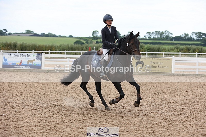 240630A-154417-14859 - Cls 33 Foxhunter and 1.10m Open