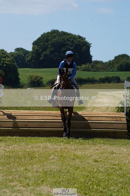 240629X-114602-1719 - 011-Katie_Ingram-HOLLYHATCH_HIGH_HOPES