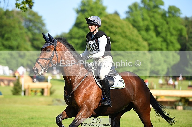 230527-174440-13617 - 160-SWHISKEY-Jeanette_Brakewell-XC