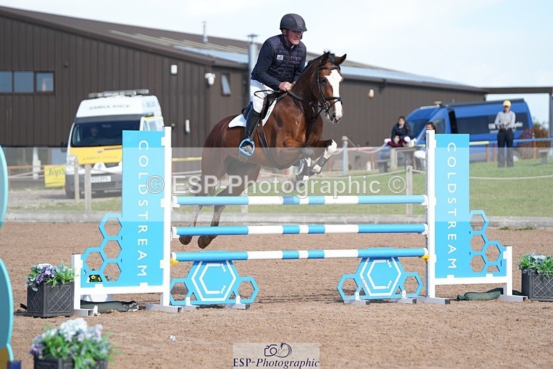 250913-105542-06277 - Cls 14 Snr Newcomers