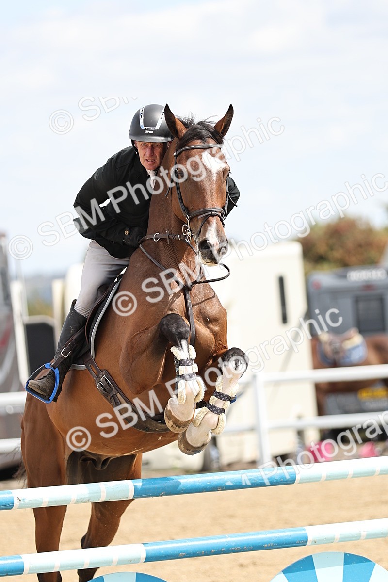 SBM_004710 - Class 5 - Senior Discovery - 1.00m Open