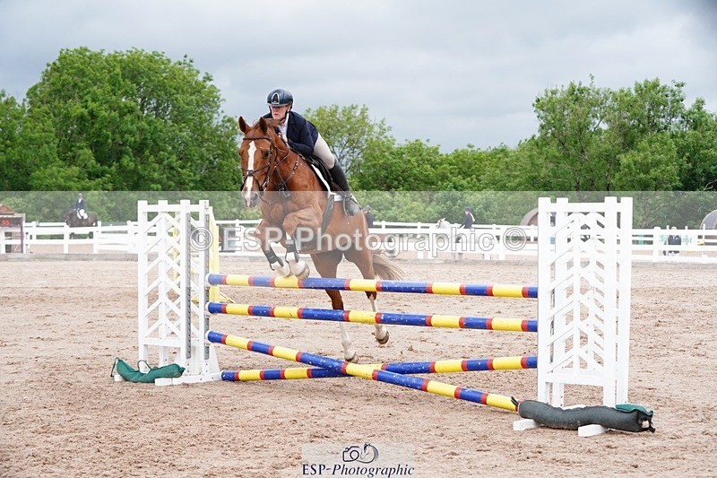 250524-115746-06483 - Cls 21 A&B Snr Disco & 1.00m Open