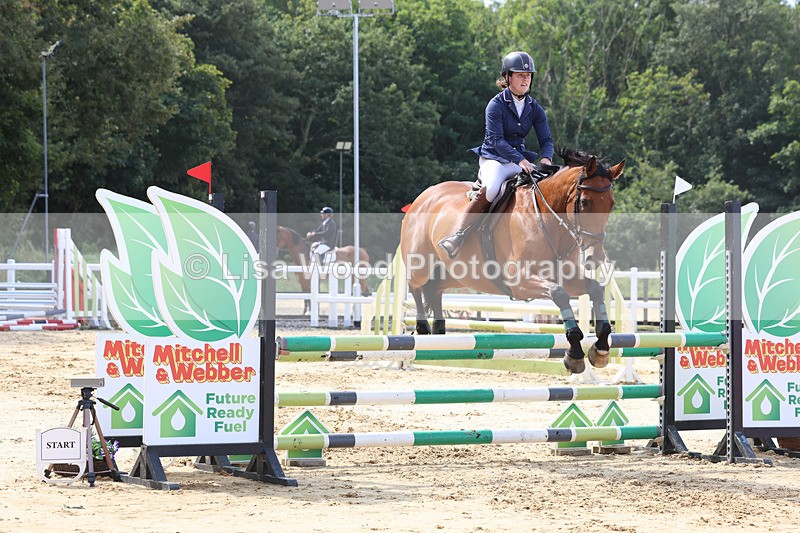 3E7A3477 - Class 4: Senior British Novice/90cm open