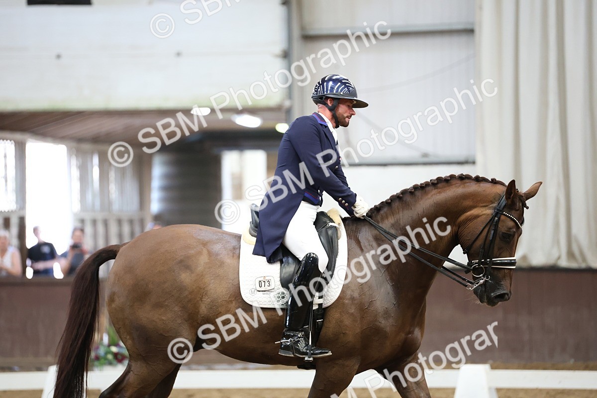 SBM_004833 - Class 9 - FEI Inter 1 Gold - 16.59-17.47