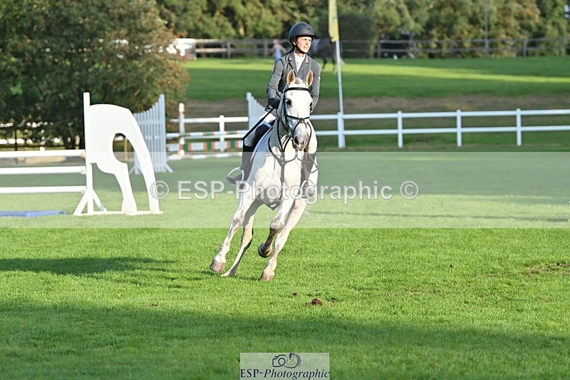 230909-180508-07933 - Cls 14 Snr 1m Derby