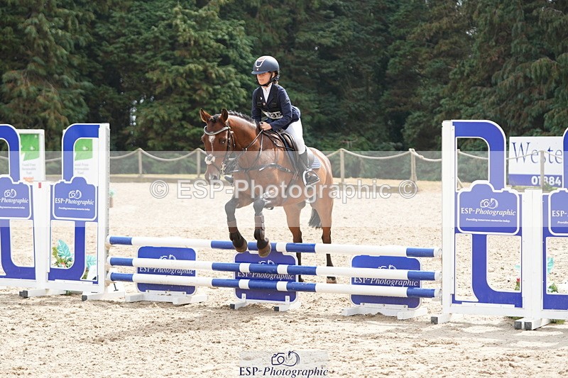 250824A-122633-35980 - 2035-Scarlet.Rosedale-Leith.Fandango