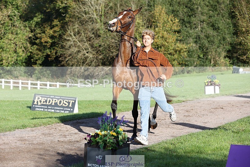 241027-092652-15300 - 327-Daniel.Hockey-JANE.CAMILLE