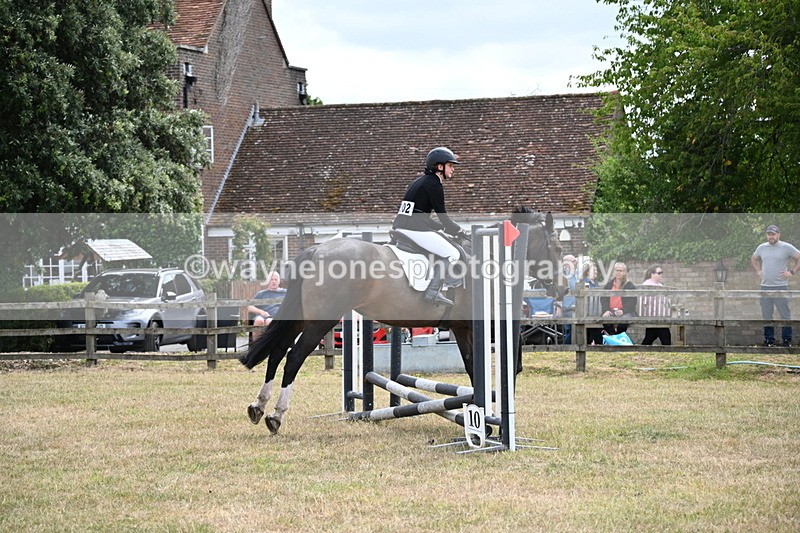 WJ6_5202 - Class 12 Minimus Jumping 45cm
