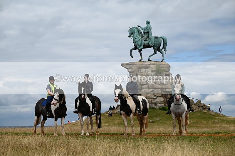 DSC_6816 - Time at Statue 12:45 to 13:15