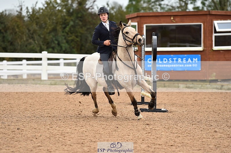 231028A-125652-01540 - Cls 4 Newcomers & 1m Open