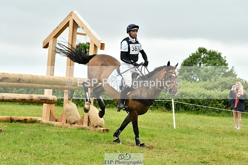 250524A-130621-10501 - B-367-Tom.Grant-QUID