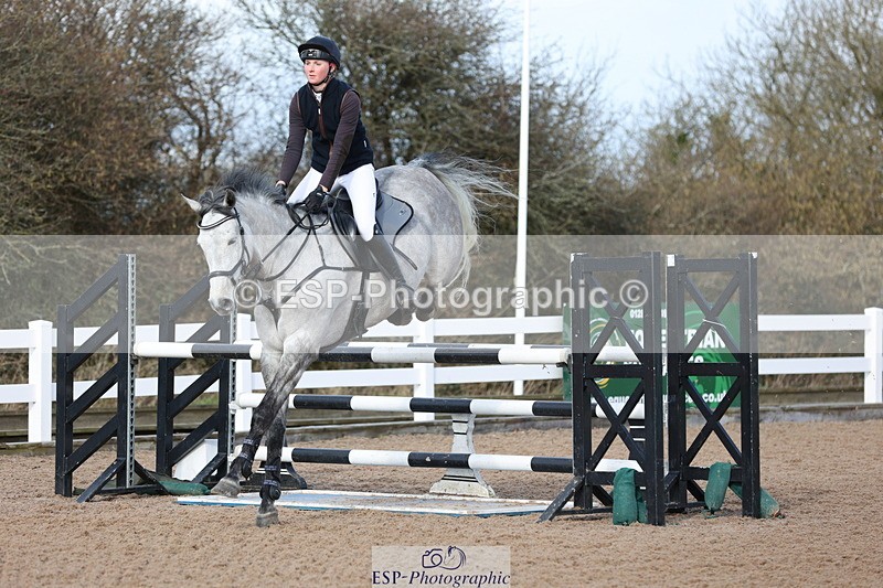 240223A-112317-00826 - Cls 4 Snr 1.05m Open