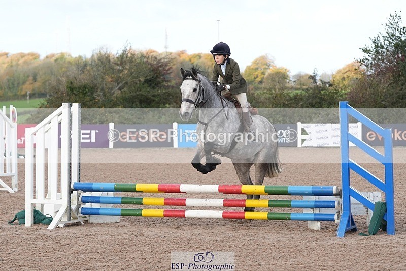 251025-103243-00077 - Cls 1+3 10 Yrs + Pony Intro 70cm