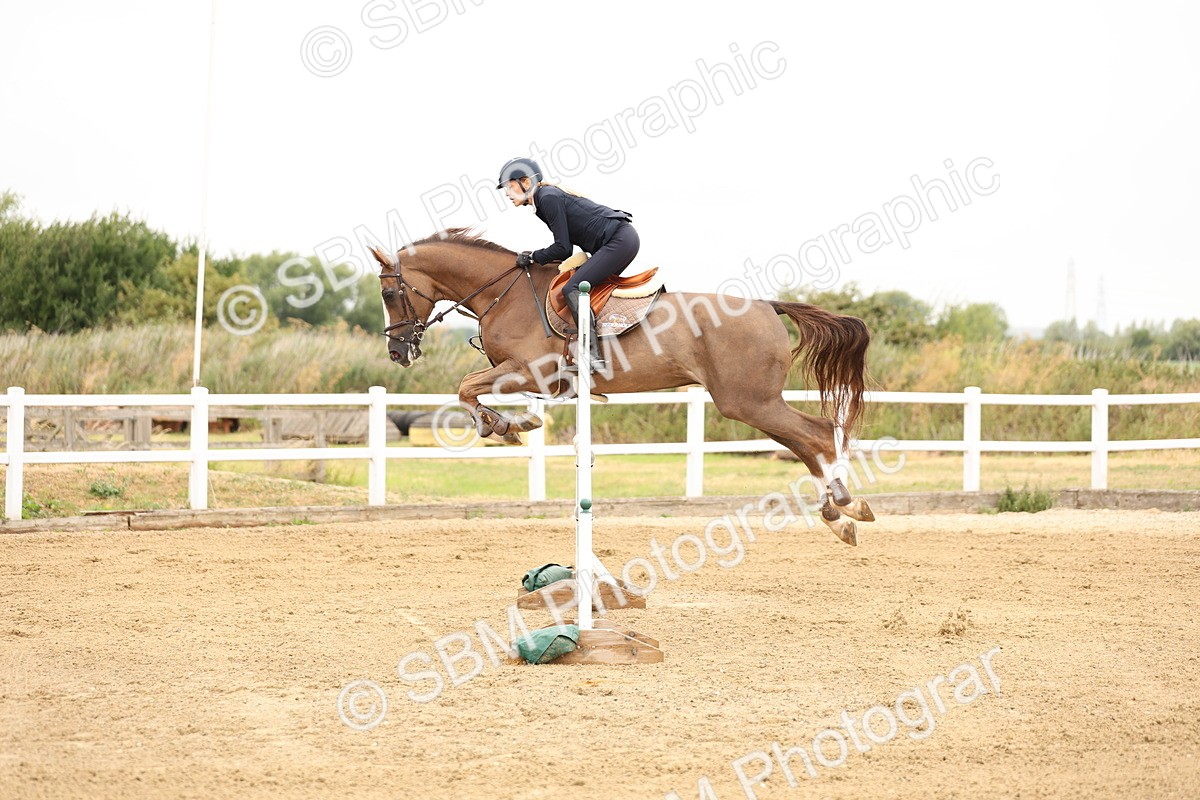 SBM_024036 - Class 6 - Senior Newcomers 1.10m