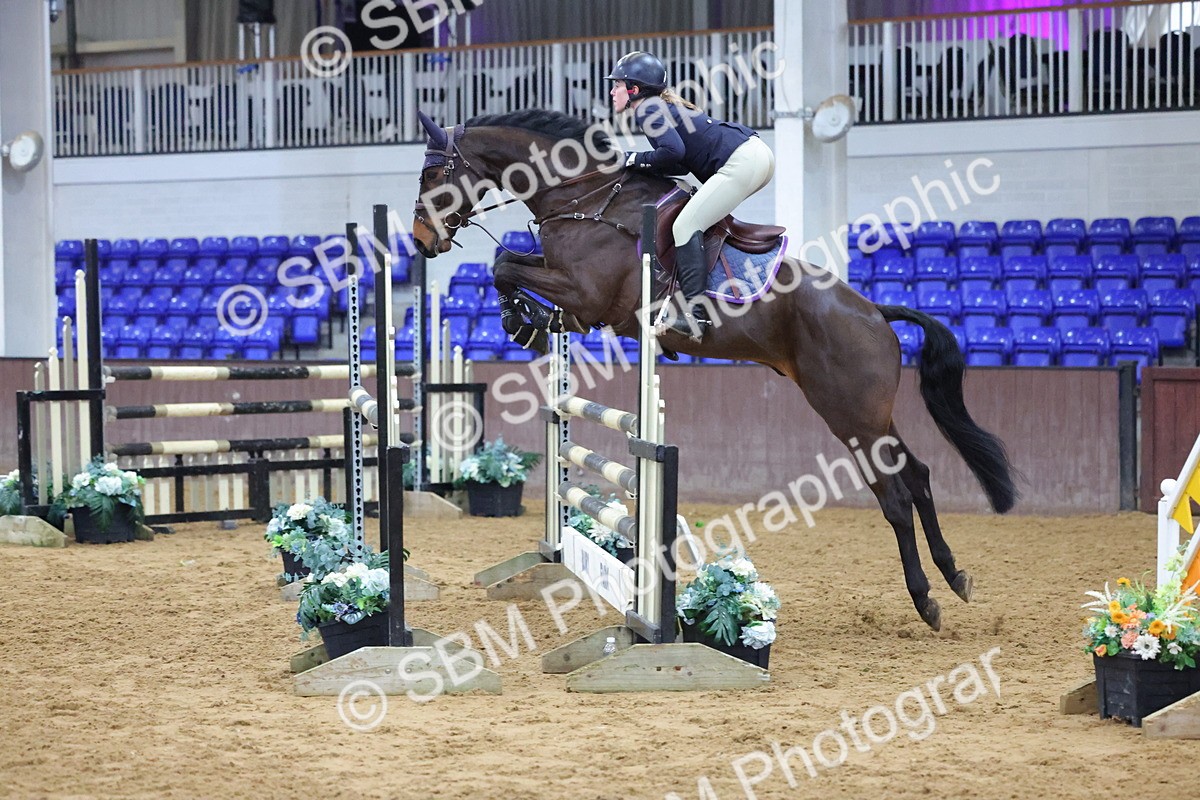 1I0A4873 - Class 9 - Senior Newcomers/ 1.10m Open