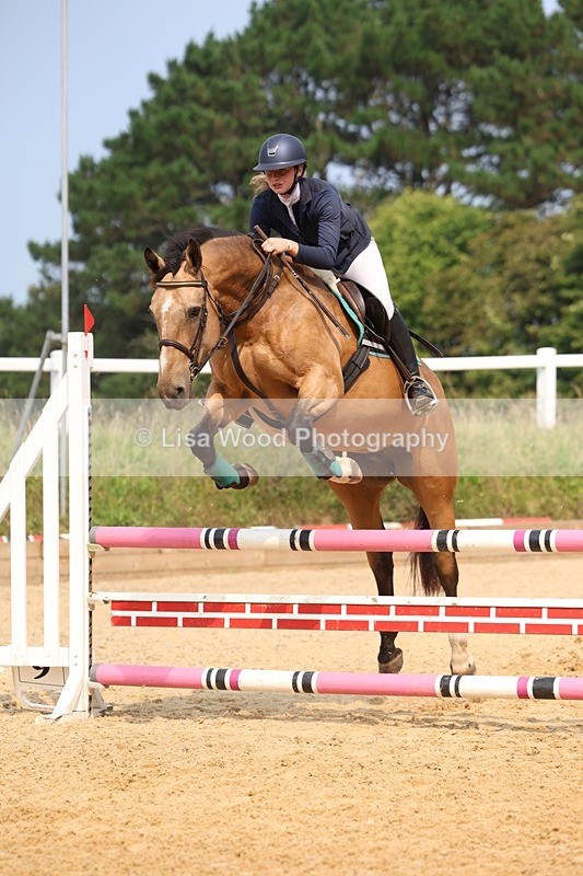 3E7A1172 - Class 4: Senior British Novice/90cm open