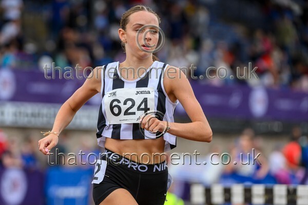 Sen25SUN-927145 - Track Female