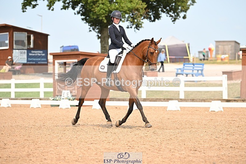 250816-150944-06105 - 128-Eleanor.RobinsonSky.Point