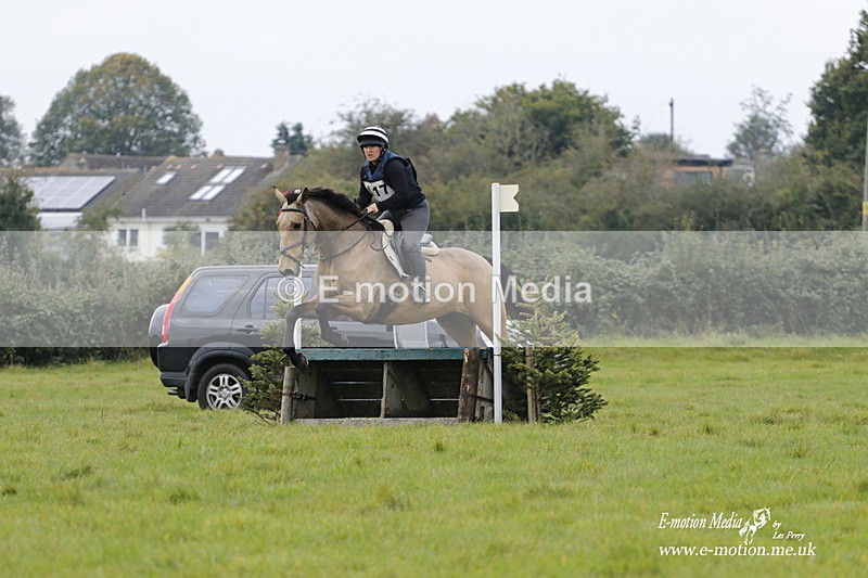  WWHT 171021 2348 - Novice Pairs (0.80m)  17/10/21