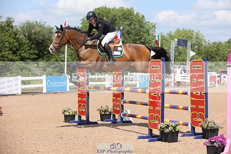 240718A-124030-05163 - Cls 9, 1 Star Bronze Tour 1.10m