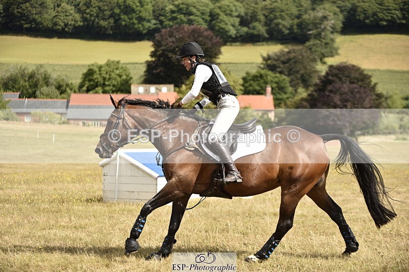 250802A-104440-01179 - B-057-Emma.Ergatoudis-MINERVA.VAN.DE.KOOLDRIES