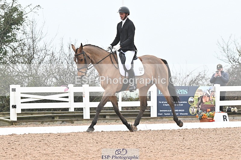 240217A-112039-01297 - 249-Joe.Roome-Acqua.Marina.Della.Caccia