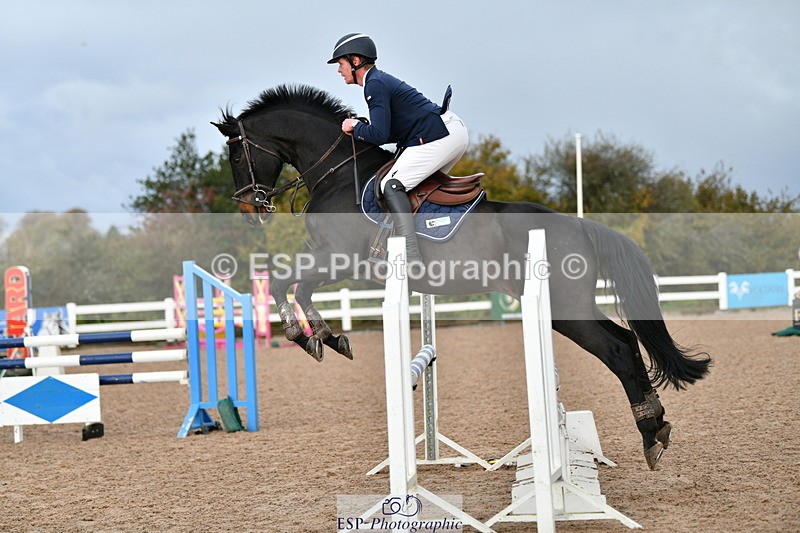 231110A-103132-00074 - Cls 2 British Novice & 90cm Open