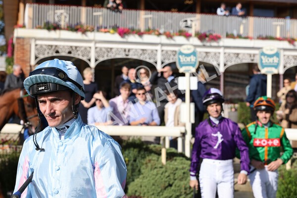 yr08102022r2-9 - Race 2 2.05pm The Coral Rockingham Stakes