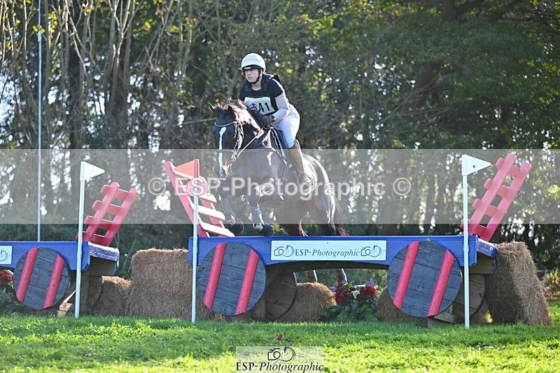 241026-144135-14117 - 541-Lucy.Counsell-INSEY.WINSEY.CINSEY