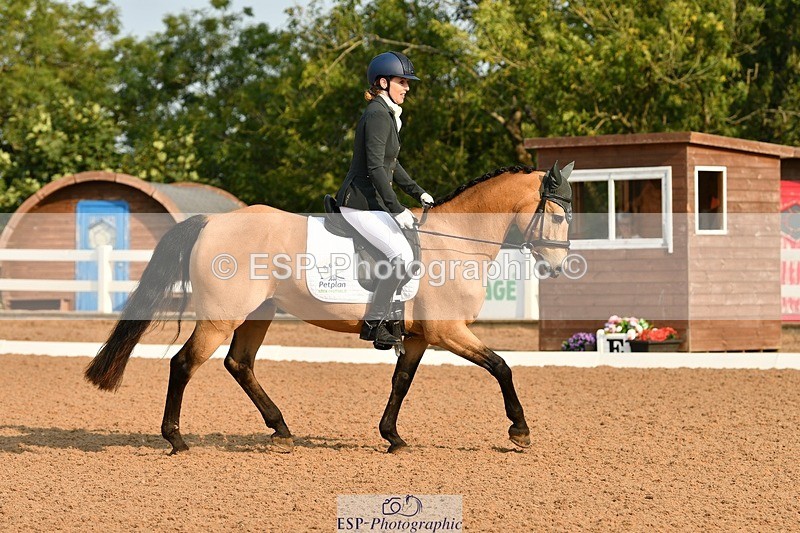 250817-091121-06802 - 065-Nicky.TurriffMyshall.Robby