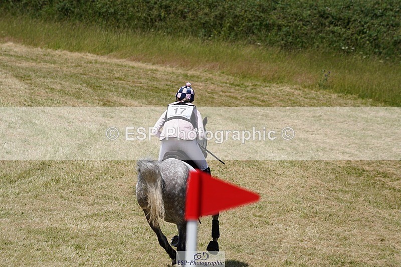 240629X-122922-2004 - 017-Jessica_Long-LADY_GREY