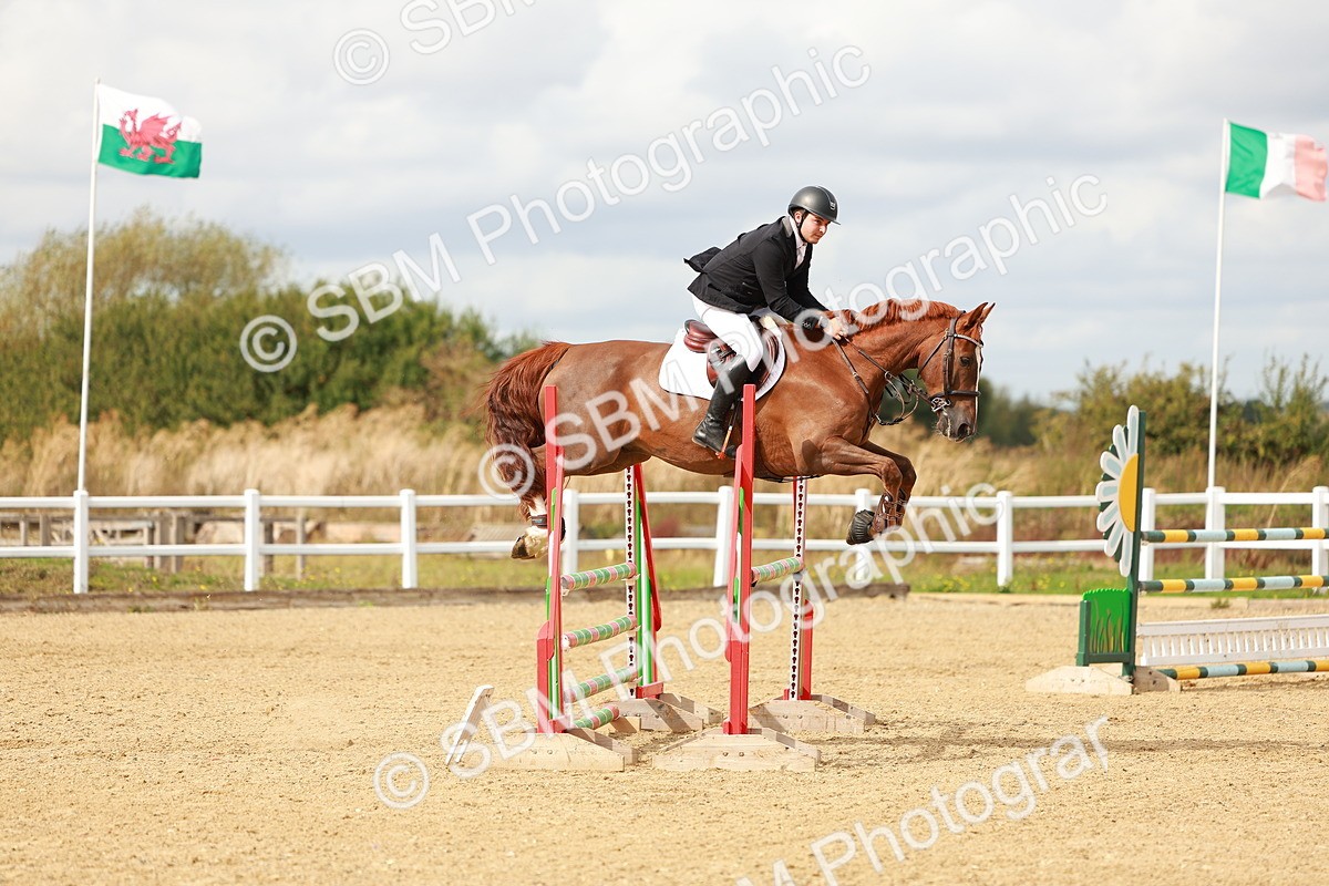 SBM_001374 - Class 4 - Senior Newcomers - 1.10m