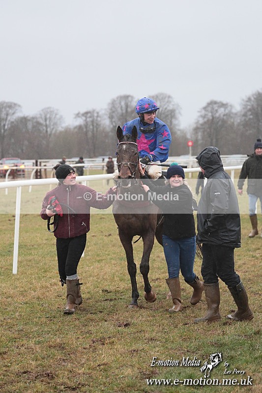 PtP 260125 609 - Cocklebarrow Point-to-Point racing with the Heythrop Hunt 26/01/25