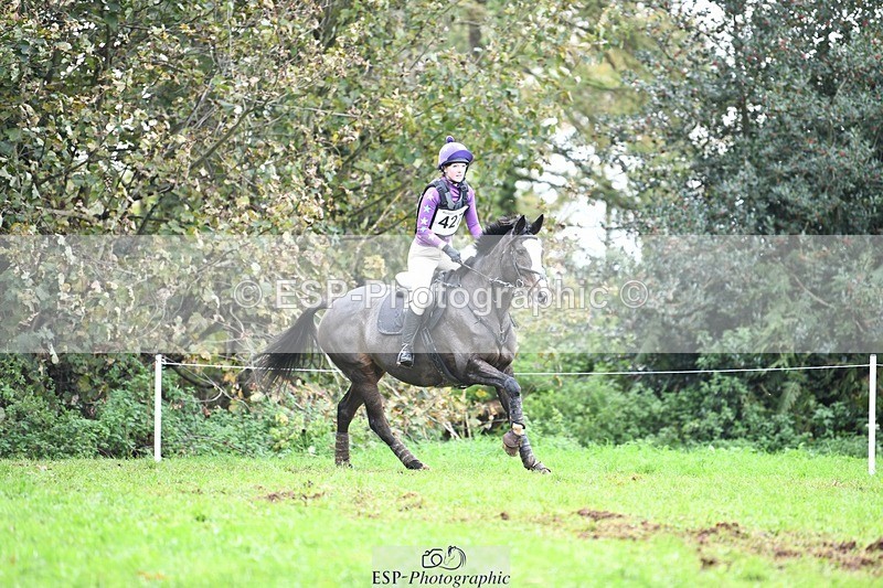 231021-132353-18020 - 427-COMBE.BREEZE-Gemma.Wells-SC+XC