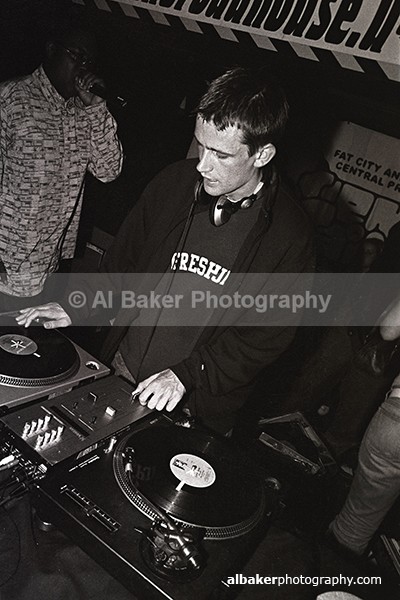 01 - Friends-&-Family @ the-roadhouse 19.04.03