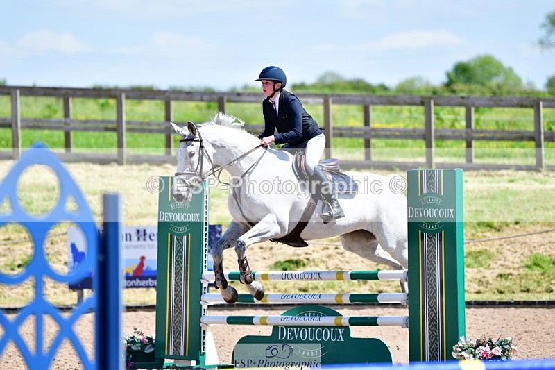 240525A-130202-06022 - Cls 22 95cm National Am Qualifier