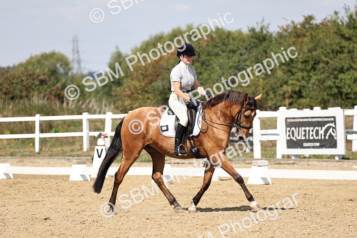 SBM_018646 - Class 16 - Novice 5 - 12.08-13.11