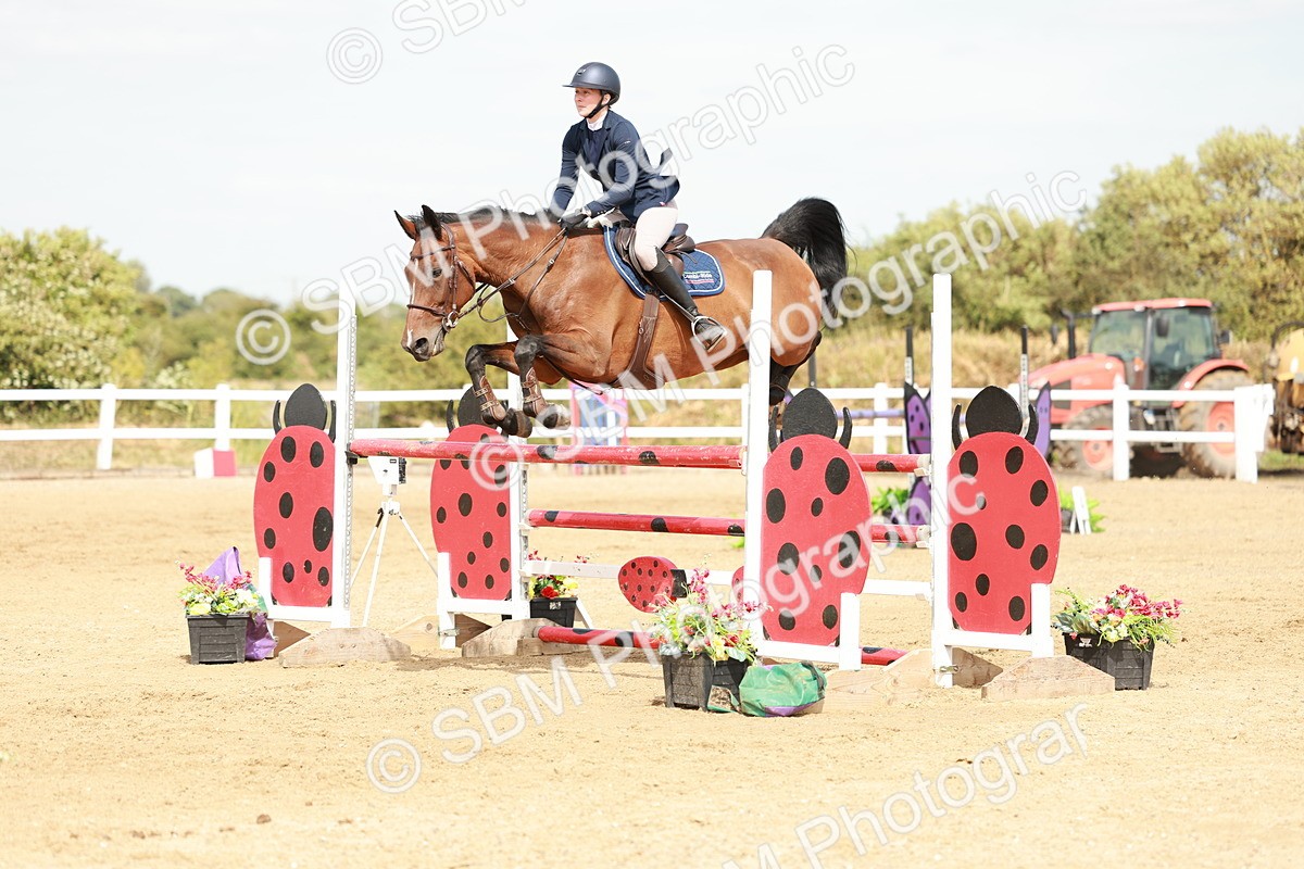 SBM_008128 - Class 4 - Senior Foxhunter - 1.20m Open