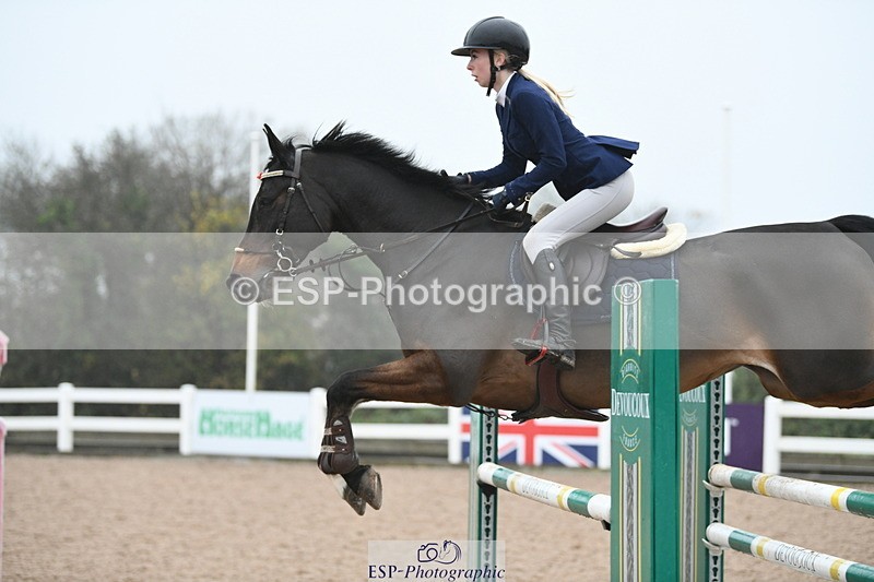 241103A-112102-07764 - SUN Cls 21 Snr Newcomers and 1.10m Open