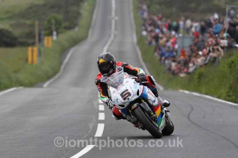 Bruce Anstey Honda / Valvoline Racing by Padgetts Motoc - Pokerstars Senior TT