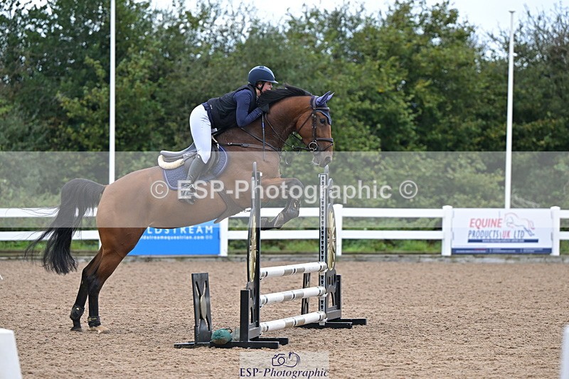 240925A-102135-00049 - Clear Round