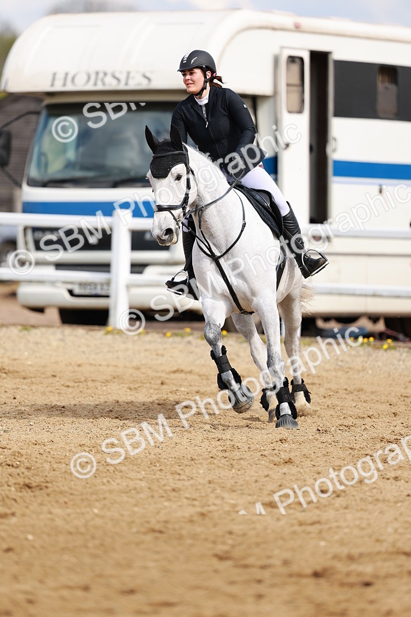 SBM_002144 - Class 4 - Senior Newcomers - 1.10m