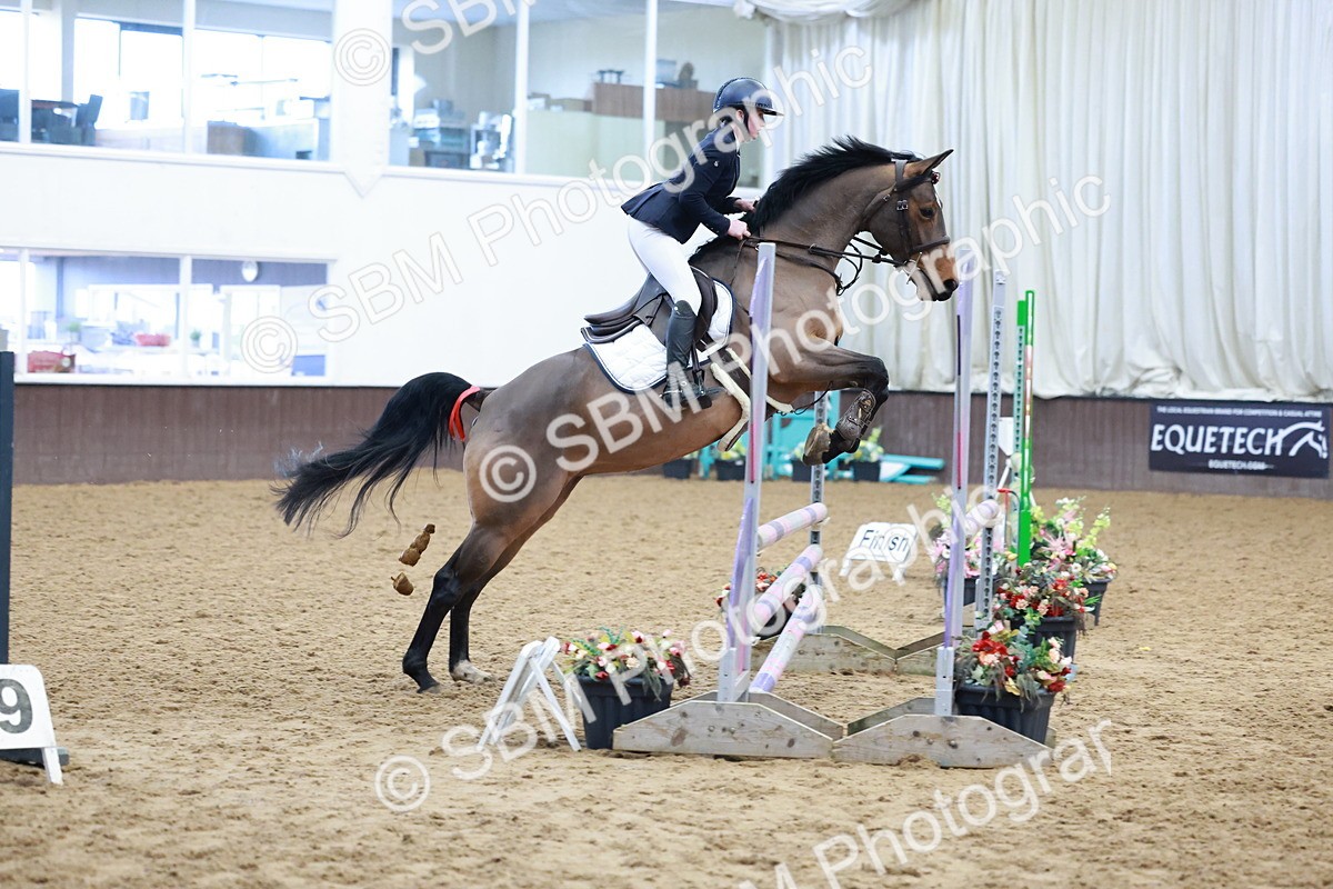 SBM_003031 - Class 9 - Equissage Pulse Senior BritiNovice/ 90cm Open