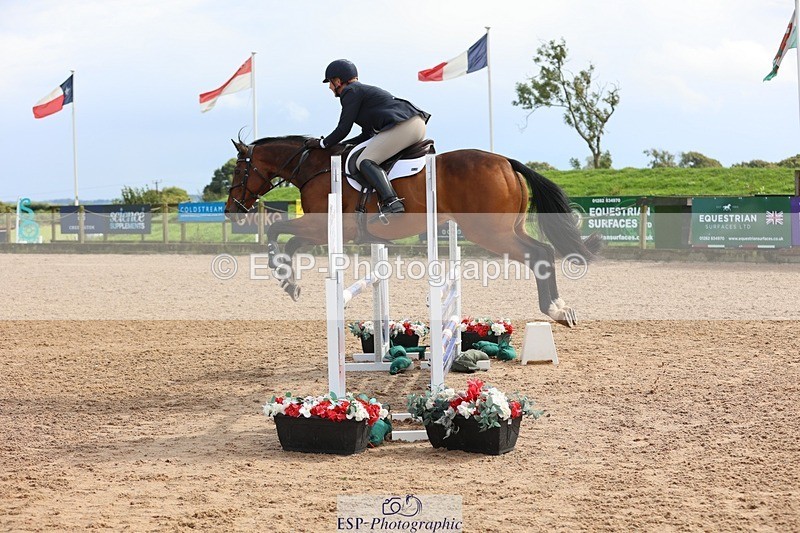 250911-141507-02362 - Cls 5 Chard Snr 90cm Speed Derby